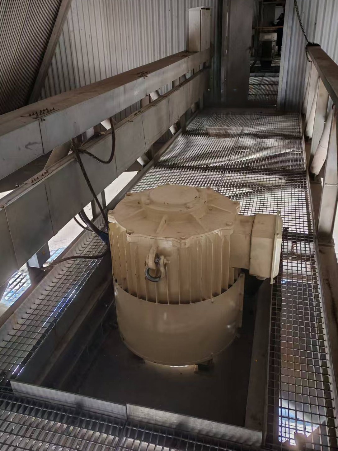 空冷岛电机项目